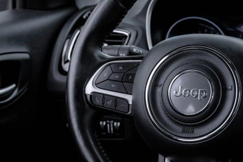Used 2019 Jeep Compass Latitude image 22