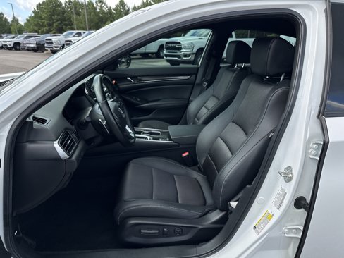 Used 2020 Honda Accord Sport image 9
