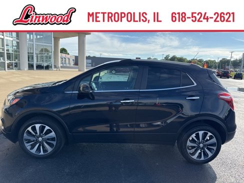 Used 2022 Buick Encore Preferred w/ Safety Package image 3