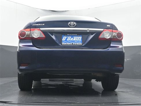 Used 2012 Toyota Corolla LE image 10