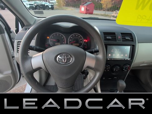 Used 2010 Toyota Corolla LE image 28