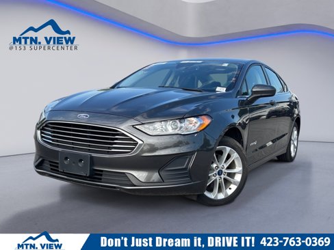 Used 2019 Ford Fusion SE image 1