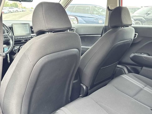 Certified 2021 Hyundai Venue SEL image 15