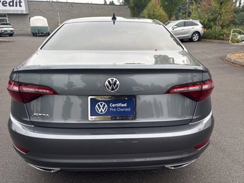 Certified 2021 Volkswagen Jetta R-Line image 4