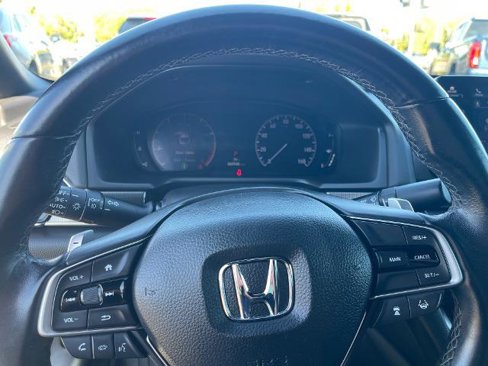Used 2020 Honda Accord Sport image 11