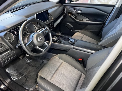Used 2024 Nissan Rogue SV image 17
