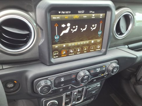 Certified 2023 Jeep Gladiator Overland image 21