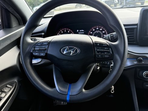Used 2020 Hyundai Veloster 2.0 image 21