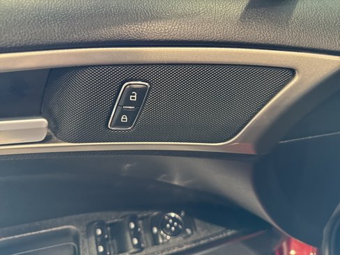 Used 2018 Ford Fusion SE image 22