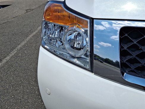 Used 2015 Nissan Armada Platinum image 28