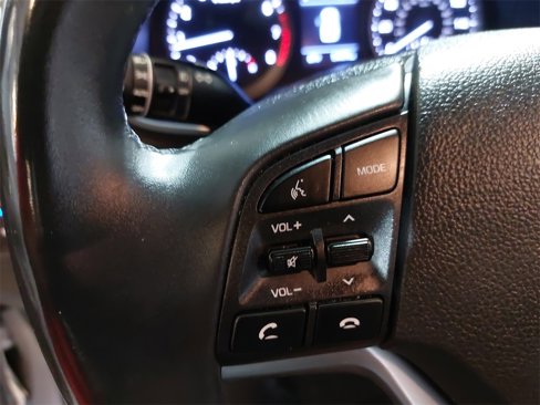 Used 2019 Hyundai Tucson Limited image 18