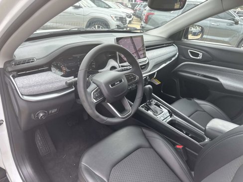 Certified 2022 Jeep Compass Latitude image 17