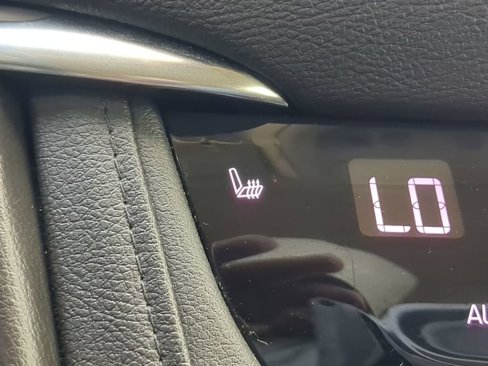 Used 2019 Cadillac XT5 Luxury image 23