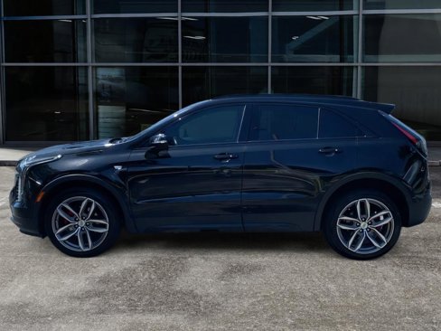 Used 2021 Cadillac XT4 Sport image 6