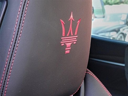 New 2023 Maserati Levante Modena image 17