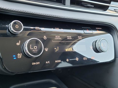Used 2023 INFINITI QX60 Luxe image 21