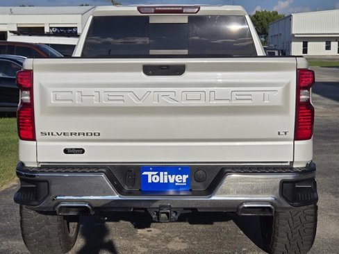 Used 2020 Chevrolet Silverado 1500 LT w/ Texas Edition image 8