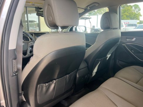 Used 2017 Hyundai Santa Fe Sport w/ 2.4L Value Package 06 image 26
