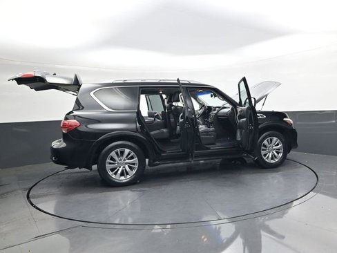 Used 2016 INFINITI QX80 Limited w/ All Season Package image 36