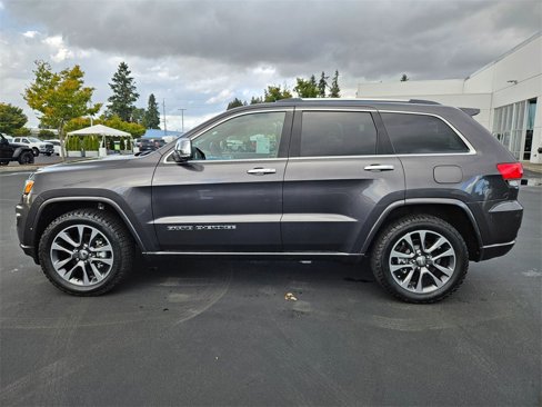 Used 2017 Jeep Grand Cherokee Overland image 3