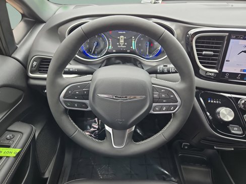 New 2026 Chrysler Voyager LX image 16