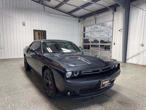 Used 2018 Dodge Challenger SXT Plus image 26