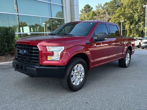 Used 2017 Ford F150 XLT w/ Equipment Group 302A Luxury image 2