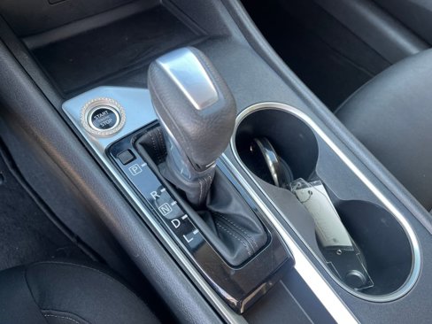 Used 2022 Nissan Altima 2.5 SV image 18