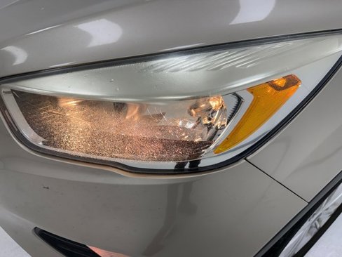 Used 2017 Ford Escape SE image 10