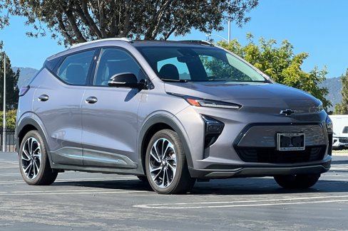 Certified 2022 Chevrolet Bolt EUV Premier w/ Sun & Sound Package image 1