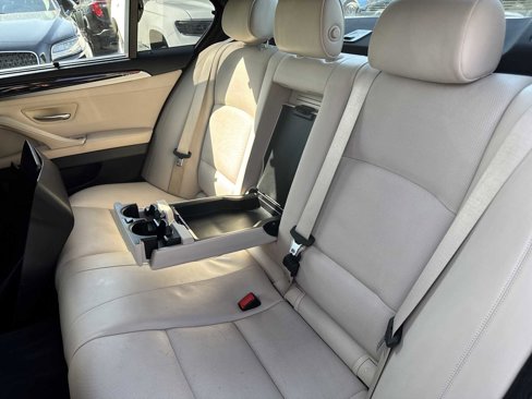 Used 2012 BMW 535i xDrive Sedan image 31