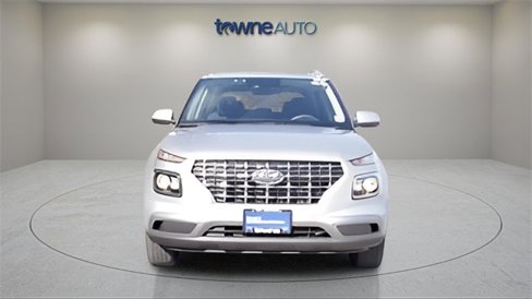 Used 2022 Hyundai Venue SEL image 17