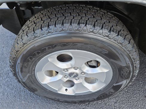 Used 2015 Jeep Wrangler Sahara w/ Connectivity Group image 23