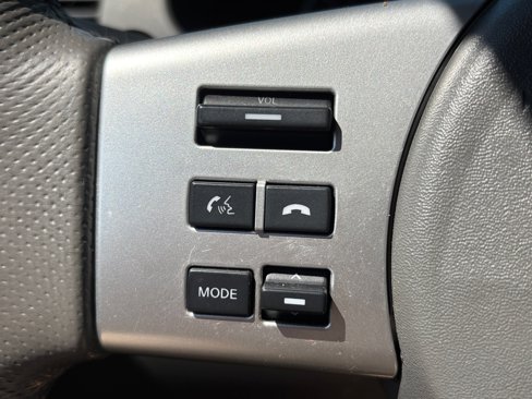 Used 2019 Nissan Frontier SL image 38