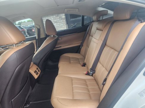 Used 2016 Lexus ES 350 image 11