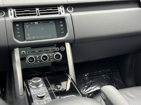 Used 2015 Land Rover Range Rover Long Wheelbase Autobiography image 26