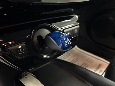 Used 2021 Toyota Prius L Eco image 23
