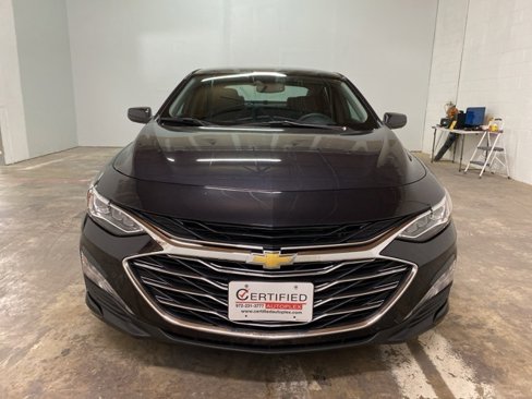Used 2023 Chevrolet Malibu LT image 2