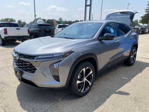 New 2025 Chevrolet Trax RS w/ Sunroof Package image 7