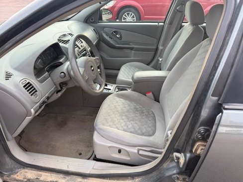 Used 2005 Chevrolet Malibu LS image 14