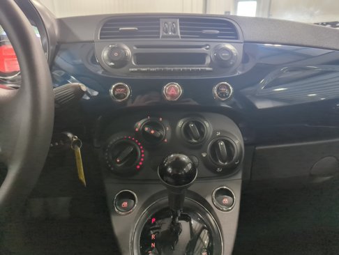 Used 2015 FIAT 500 Pop image 12