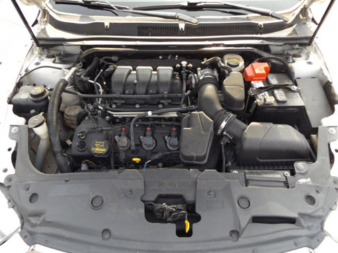 Used 2013 Ford Taurus SE image 29