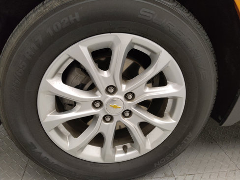 Used 2019 Chevrolet Equinox LS image 31