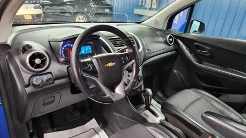 Used 2016 Chevrolet Trax LT w/ LT Convenience Package image 8
