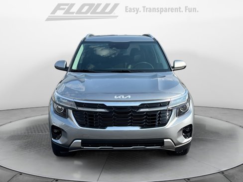 Used 2024 Kia Seltos EX image 2
