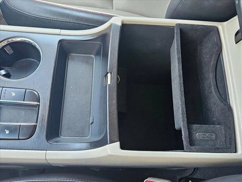 Used 2019 Kia Sedona EX image 15