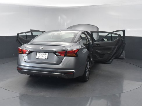 Used 2024 Nissan Altima 2.5 SV image 27