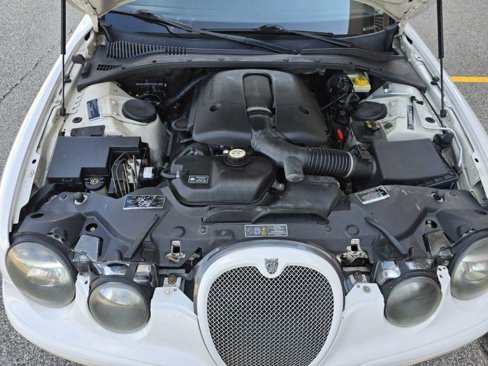 Used 2003 Jaguar S-TYPE R image 13