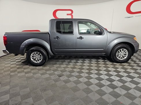 Used 2017 Nissan Frontier SV image 9