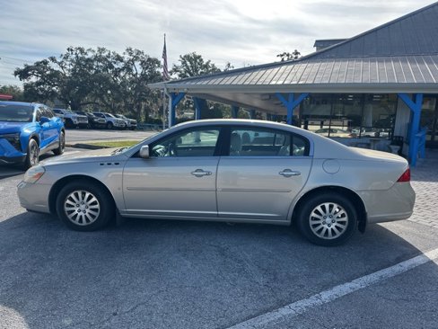 Used 2008 Buick Lucerne CX image 2